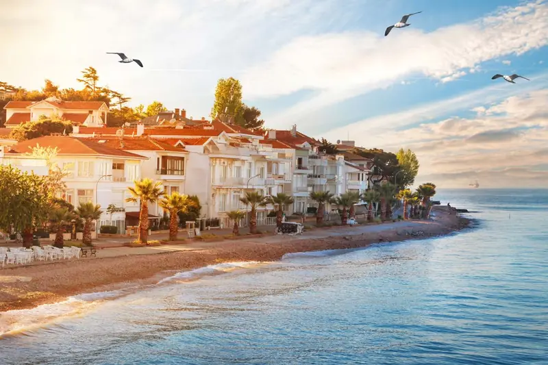Seafront houses on Heybeliada
